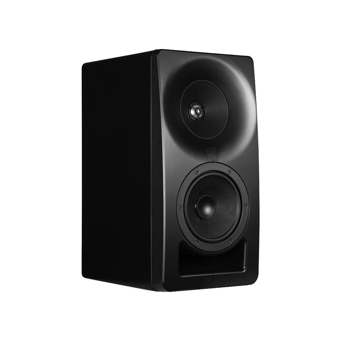 Kali Audio SM-5 – Trójdrożny monitor studyjny bliskiego pola z koaksjalnym przetwornikiem